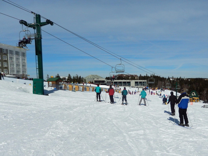 Snow and ski sports 5, Whistlepunk #18: 4 Bedrooms, 3 Baths, Pocahontas