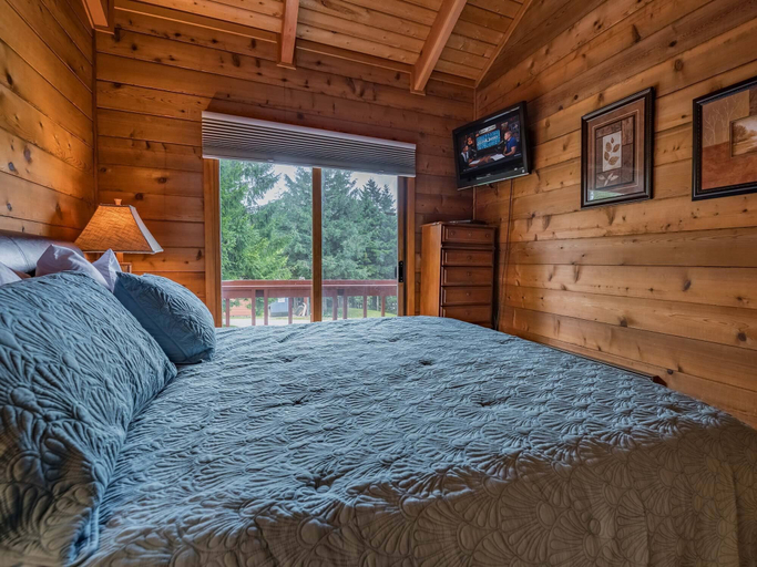Room 5, Powder Monkey #3: 3 Bedrooms, 2 Full Baths: Slope Side, Pocahontas