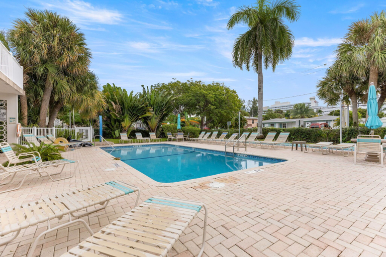Pool 3, Pompano 3225, Broward