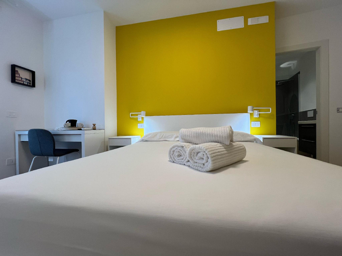 Bedroom 2, Near Vatican, Irnerio 47 Guest House, Roma