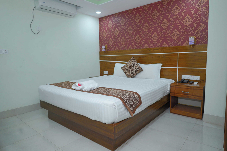 Room 5, Rochas Hotel & Resort Bogura, Bogra