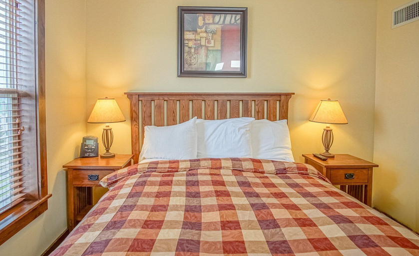 Room 5, 2 Br: Soaring Eagle Lodge 317: Luxury Bell Tower Condo - Great Amenities -slope Side, Pocahontas