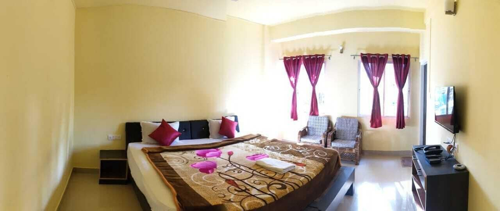 Room 3, D'BONN INN, East Khasi Hills