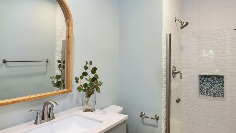 Bathroom 4, Hilton Hideaway by Avantstay Private Pool, Walk to Beach, Beaufort