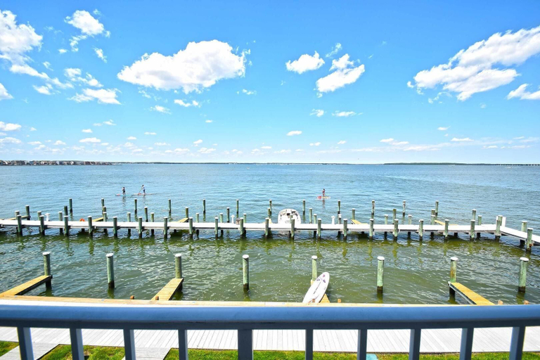 Property grounds, Thunder Island 10A, Worcester