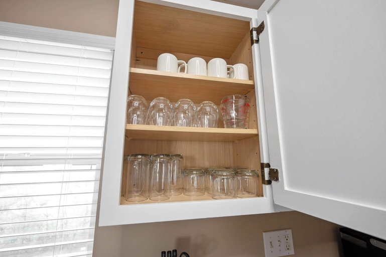 Private kitchen 2, Tusculum Hilltop Haven For 8, Hamilton
