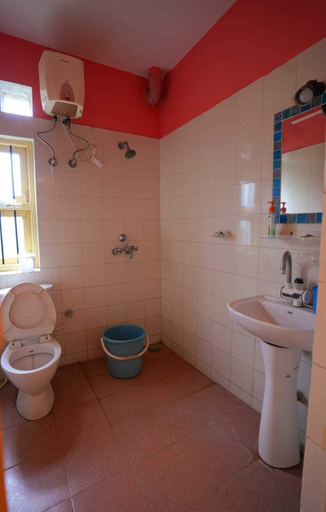 Bathroom 3, Urban Tripper Aamar Bari Homestay by Arindam, Birbhum