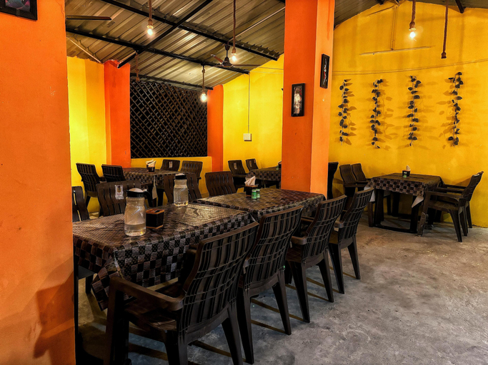 Restaurant, The Tigers Hill Retreat, Balaghat
