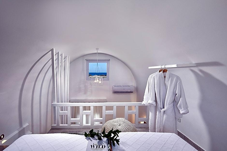 Bedroom 3, Petri Suites, South Aegean