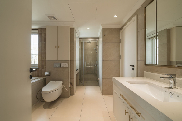 Bathroom 3, Thai Hoang Residence - 15 Thai Phien, Hai Bà Trưng