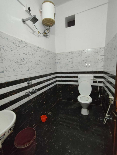 Bathroom 3, Shubh Hotel, Allahabad