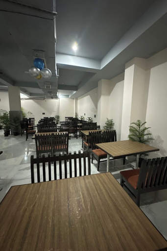Restaurant 5, Hotel Divines Residency, Gautam Buddha Nagar