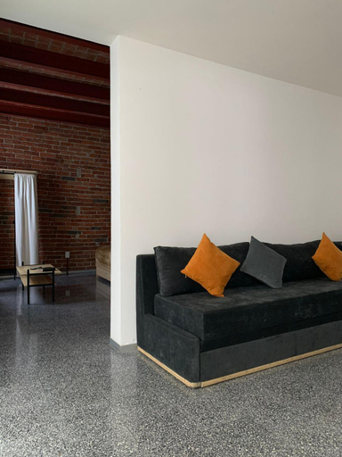 Facilities 5, Chilango BnB, Mexico City