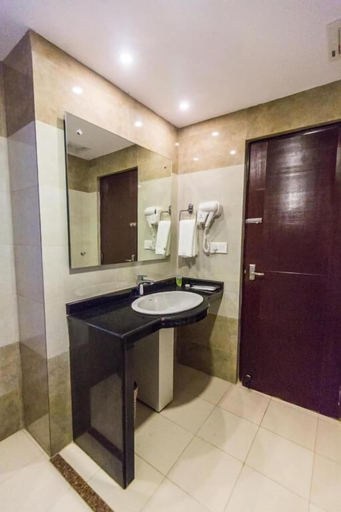 Bathroom 4, Hotel Kausi, Gandaki