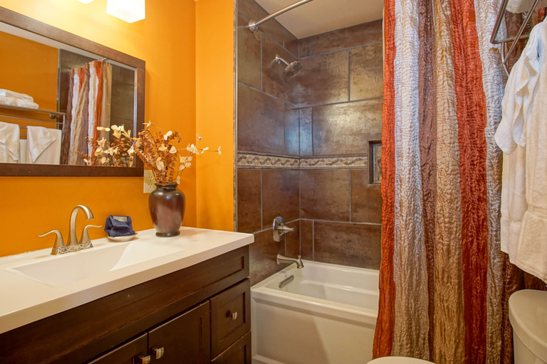 Bathroom 2, Tree Top 19, Snowpeak 2 Bedroom Spectacular Townhome Slope Side, Pocahontas