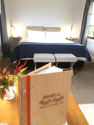 Bedroom 2, Robin Hoods Well Farm Stay, Latrobe - Pt B