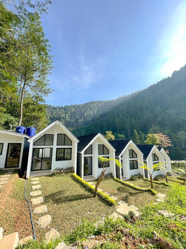 Attractions 2, Ulya Kabin Tawangmangu Private Pool Air Hangat Free BBQ, Karanganyar