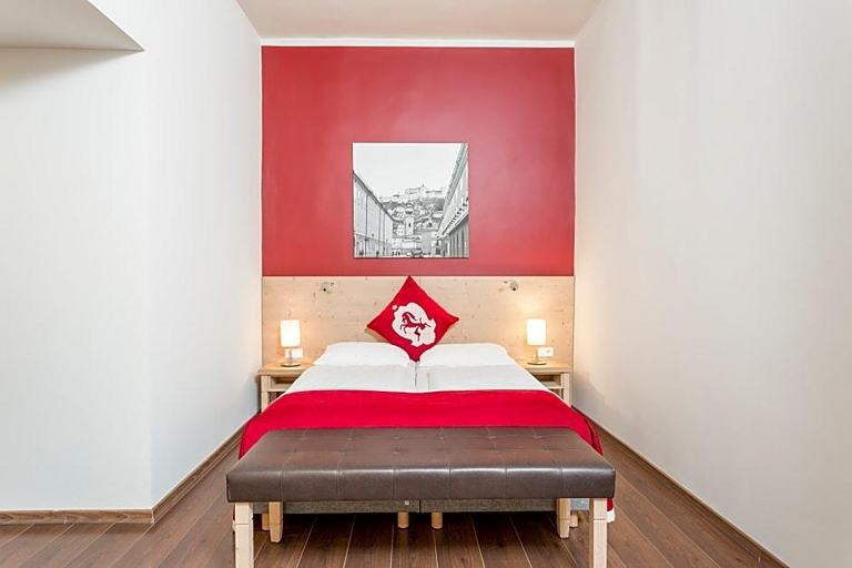 Bedroom 2, Hotel Villa Carlton, Salzburg