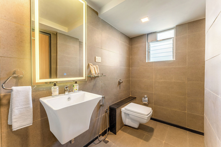 Bathroom 3, Treebo Premium Nagpur Automotive Square, Nagpur