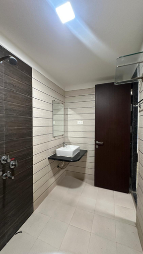 Bathroom 3, Utsav Hotel and Resorts, Burhanpur
