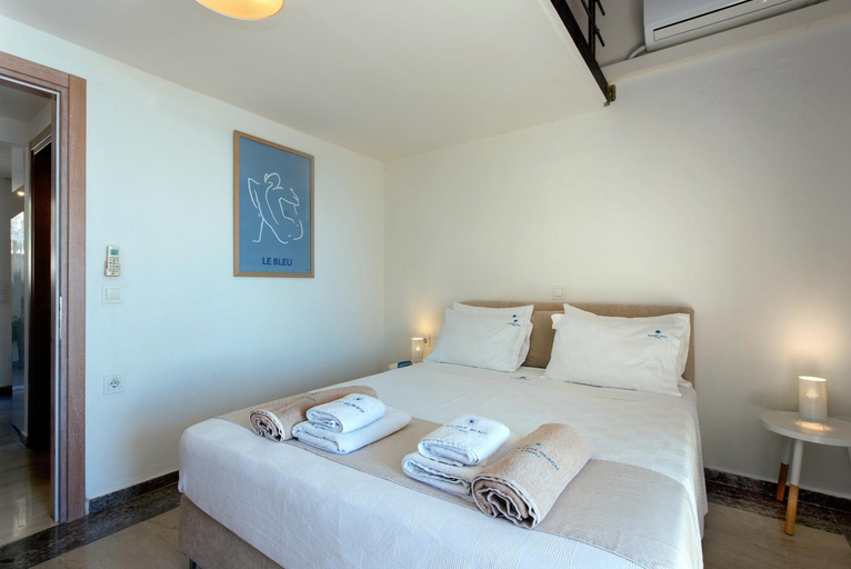 Bedroom 5, Krouzeri Beach Apartments, Ionian Islands
