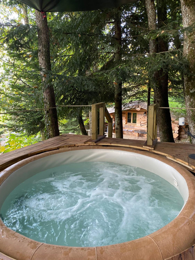 Sport & Beauty 2, Les Cabanes Du Saleve, Haute-Savoie