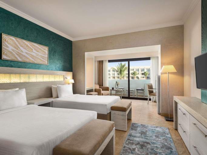Bedroom 3, Movenpick Waterpark Resort & Spa Soma Bay, Safaja