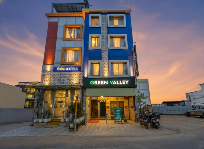 Exterior & Views, Fabhotel Green Valley, Sahibzada Ajit Singh Nagar