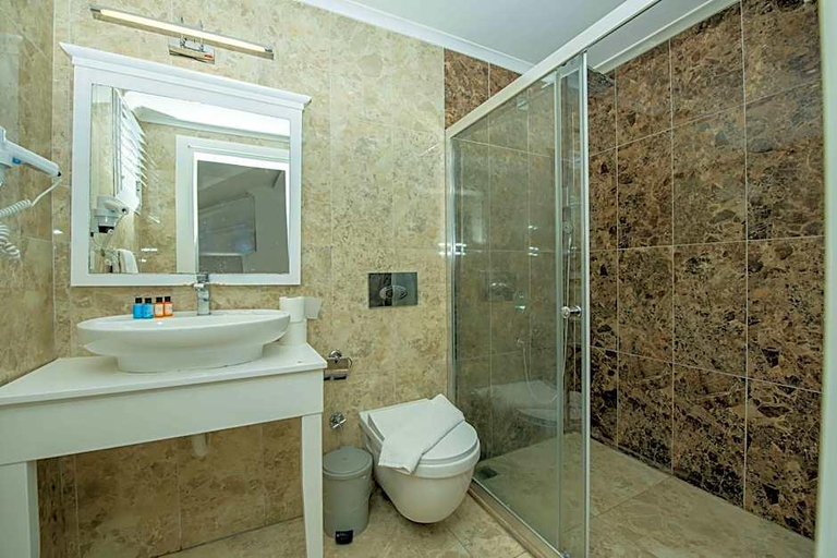 Bathroom 3, QS Cennet Life Hotel , Fethiye