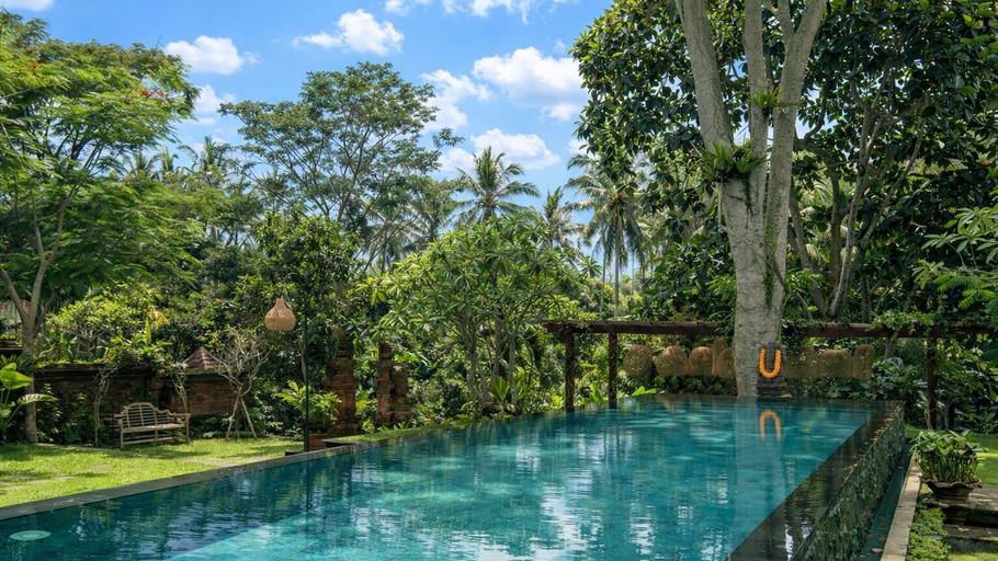Outdoor pool, Rumah Melati Estate by Villa Finder, Gianyar