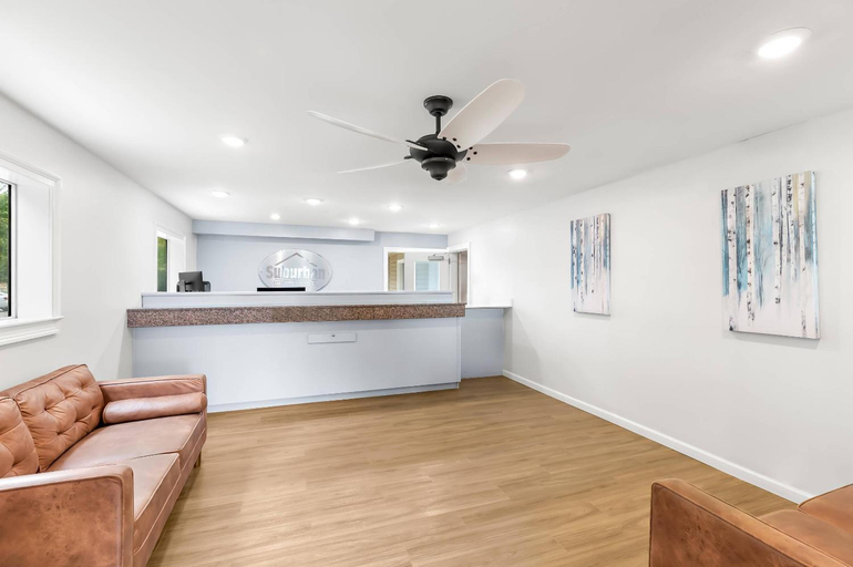 Public Area 2, Birch Hill Suites - Lakeland, Polk