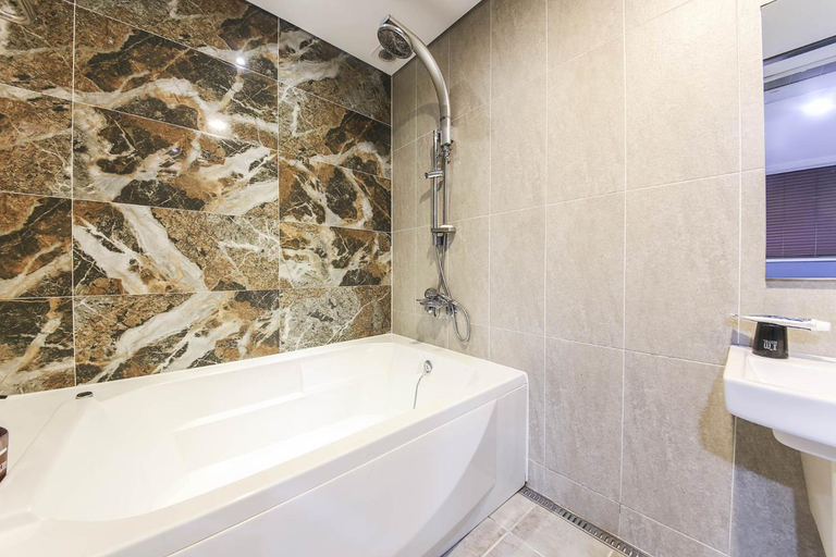Bathroom 5, Yangsan H-Moment Hotel Yangsan Station Branch, Yangsan