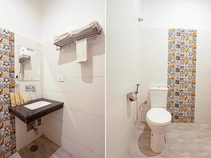 Bathroom 4, Treebo Golden Leaf DDN, Dehradun
