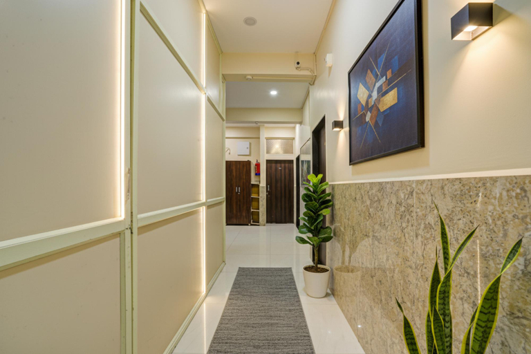 Public Area 2, Fabhotel Grand Stay Ambedkar Nagar, Indore