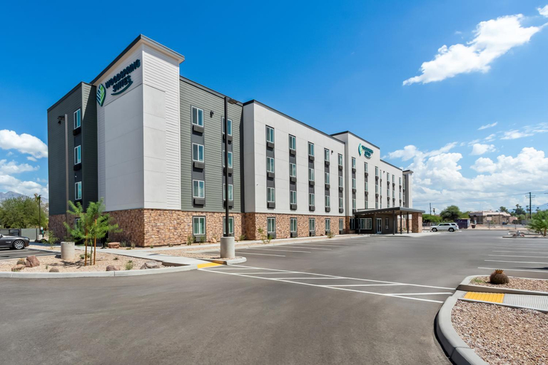 Exterior & Views 2, Woodspring Suites Tucson Medical Center, Pima