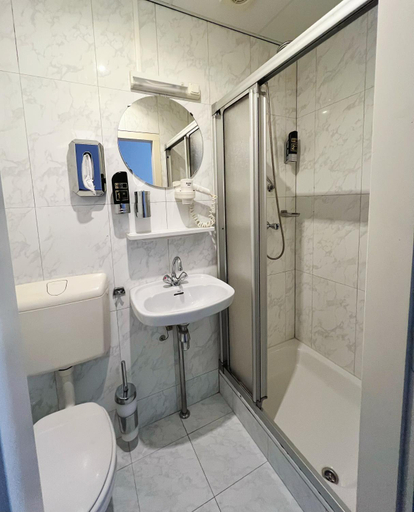 Bathroom 2, CoronaZeist-Utrecht NL, Zeist