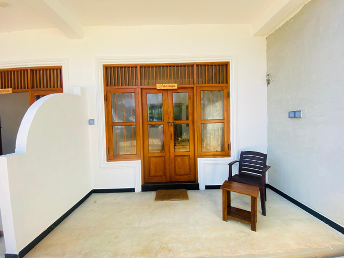 Others 3, La Polena, Matara Four Gravets