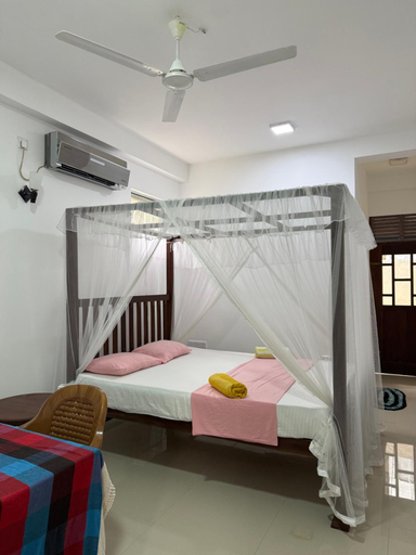 Bedroom 2, Gold Moon Guest House, Weligama