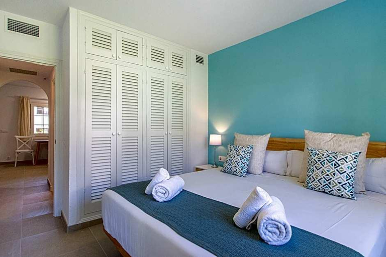 Bedroom 3, Apartamentos Son Bou Gardens, Baleares