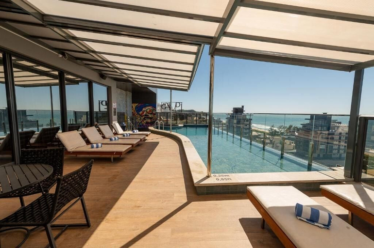 Terrace/patio 3, Luxury Stay Steps from Praia Brava, Itajaí
