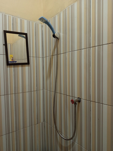 Bathroom 5, Arsya Kost Homestay, Balikpapan