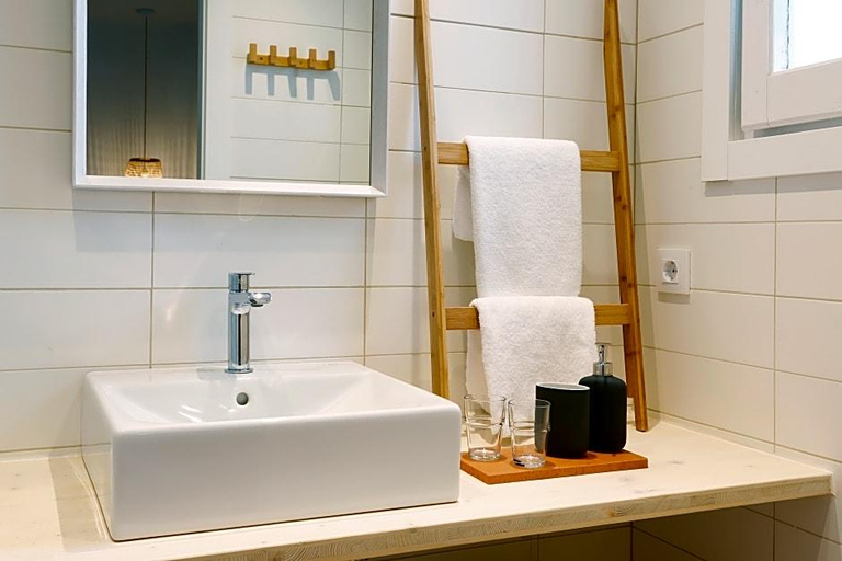 Bathroom 4, Hostal Ses Negres, Girona