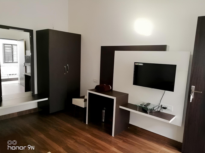Bedroom, Hotel Airan Residency, Mandla