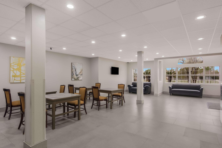 Others 5, AmericasBestValueInnSuites Lake Charles I210 Exit5, Calcasieu