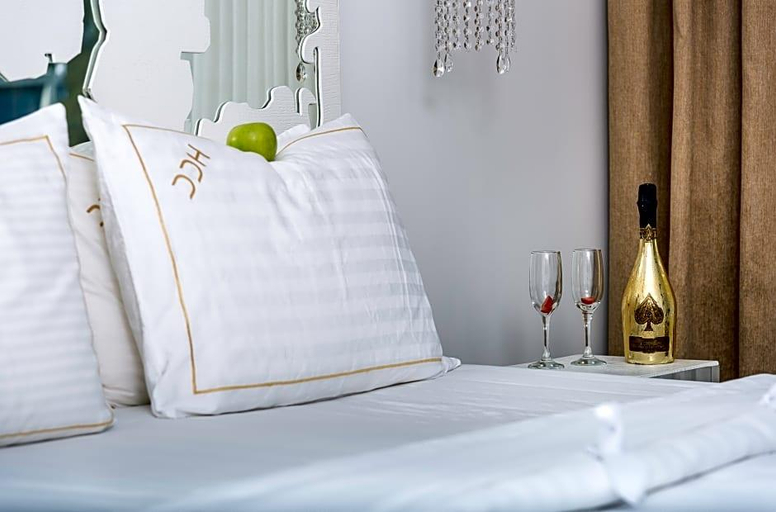 Bedroom 3, Diamond Deluxe Hotel - Adults Only, South Aegean