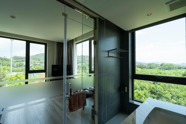 Bathroom 3, Ruby Hotel Van Don, Vân Đồn