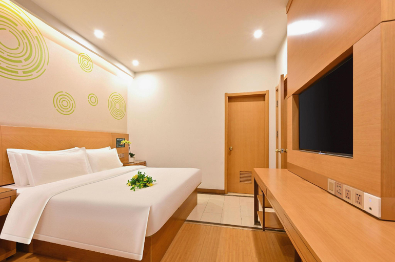 Bedroom 2, GreenTree Inn Fuyang Development Zone Weisan Road Express Hotel, Fuyang