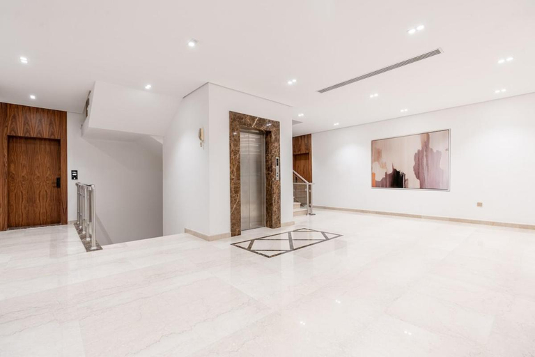 4, Luxury & Elegant Apartment in Almughrizat, Riyadh