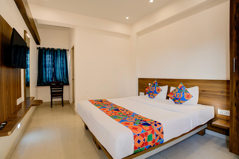 Bedroom 4, FabHotel Purple Grand - Jalahalli West, Bangalore