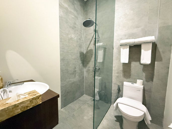 Bathroom 5, Tara Shanti Suites Canggu, Badung
